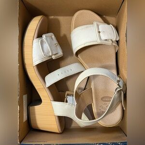 Dr. Scholl's Felicity Beige Sandals